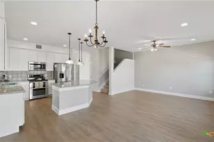 223 Sapphire, New Braunfels, TX 78130 - Photo 11