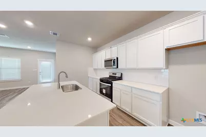 366 Dobson Drive, Killeen, TX 76542 - Photo 5