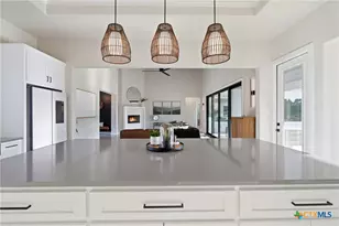 5721 Dry Comal Dr, New Braunfels, TX 78132 - Photo 15