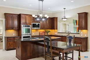 110 Wampum Way, Seguin, TX 78155 - Photo 15