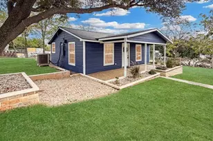 120 W Avenue J, Belton, TX 76513 - Photo 1