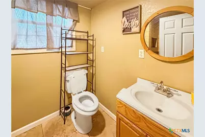 120 W Avenue J, Belton, TX 76513 - Photo 11