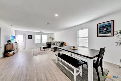 324 Alta Vista Terrace, Seguin, TX 78155 - Photo 5