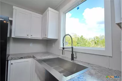 1727 Davis Road, Flatonia, TX 78949 - Photo 9