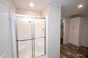 1727 Davis Rd, Flatonia, TX 78949 - Photo 15