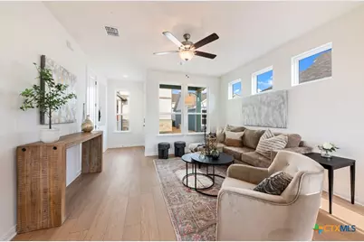 2107 Hofstaat, New Braunfels, TX 78130 - Photo 3