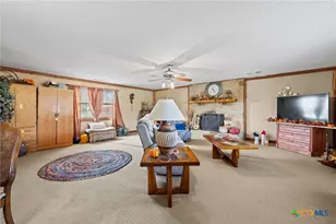 2228 University Dr, Belton, TX 76513 - Photo 13