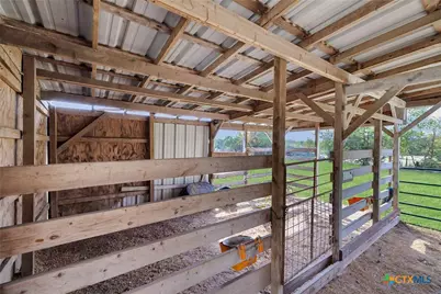 2228 University Drive, Belton, TX 76513 - Photo 29