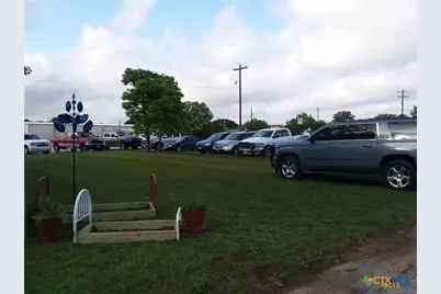 1008 S Walnut Street, Lampasas, TX 76550 - Photo 9