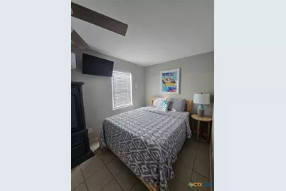 8 Mesquite Street, Palacios, TX 77465 - Photo 13