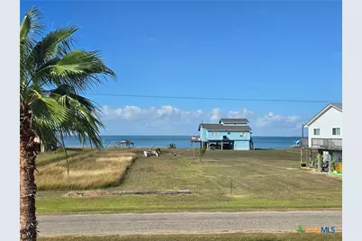 8 Mesquite Street, Palacios, TX 77465 - Photo 35