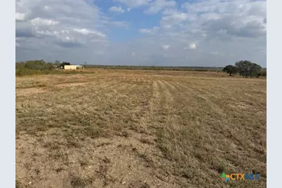 3883 Tschoepe Rd, Seguin, TX 78155 - Photo 5