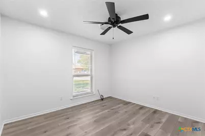 609 S 25th Street, Copperas Cove, TX 76522 - Photo 19