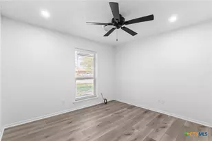 609 S 25th St, Copperas Cove, TX 76522 - Photo 19