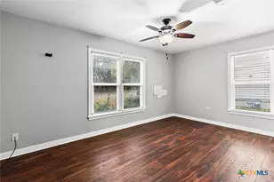 4205 Fort Ave, Waco, TX 76710 - Photo 17