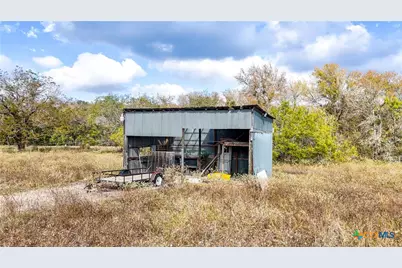195 Cheyenne Lane, Kingsbury, TX 78638 - Photo 33