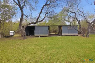 1967 Fleming Prairie Rd, Victoria, TX 77905 - Photo 25