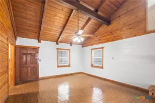 1967 Fleming Prairie Rd, Victoria, TX 77905 - Photo 7