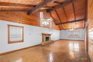 1967 Fleming Prairie Rd, Victoria, TX 77905 - Photo 5