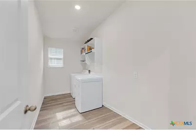 206 Bankside Drive, Hutto, TX 78634 - Photo 19