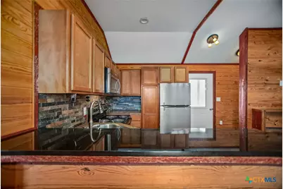 1101 W Houston Avenue, Seadrift, TX 77983 - Photo 11