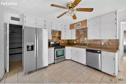 2112 Leyte Drive, Tool, TX 75143 - Photo 9