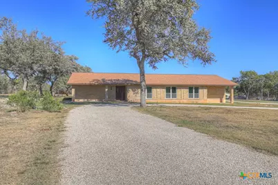 1080 Forest Trail, New Braunfels, TX 78132 - Photo 5