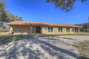 1080 Forest Trail, New Braunfels, TX 78132 - Photo 7