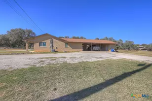 1080 Forest Trail, New Braunfels, TX 78132 - Photo 9