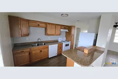 801 N 19th Street, Copperas Cove, TX 76522 - Photo 5