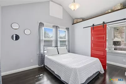 135 Adams Street #4, San Antonio, TX 78210 - Photo 9