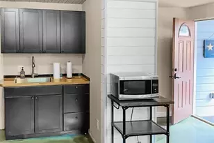 135 Adams St, San Antonio, TX 78210 - Photo 19