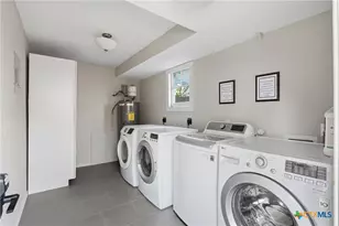 135 Adams St, San Antonio, TX 78210 - Photo 21