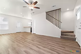 106 Levi Ct, Copperas Cove, TX 76522 - Photo 5