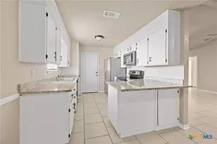 3305 Johnson Dr, Killeen, TX 76549 - Photo 9