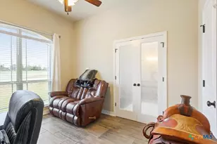 156 Chantry Ln, Gatesville, TX 76528 - Photo 9