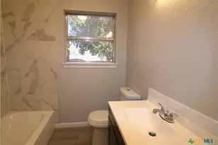 2212 Davis Dr, Killeen, TX 76543 - Photo 7