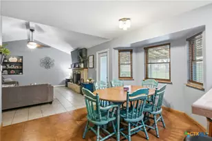 417 Dove, Victoria, TX 77905 - Photo 5