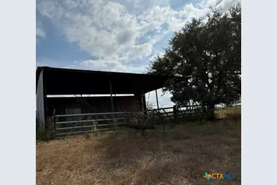 4689 County Road 302, Runge, TX 78151 - Photo 29