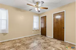 2013 Moonlight Dr, Killeen, TX 76543 - Photo 13