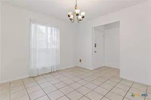 2013 Moonlight Dr, Killeen, TX 76543 - Photo 11