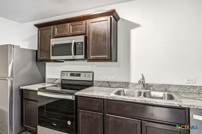 1153 Magnolia Street, Seguin, TX 78155 - Photo 7