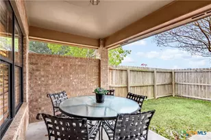 124 Gardenridge Dr, Seguin, TX 78155 - Photo 3