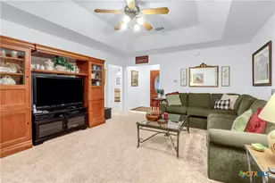 124 Gardenridge Dr, Seguin, TX 78155 - Photo 19