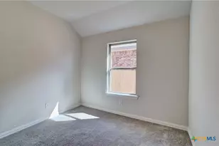 625 Broomsedge St, New Braunfels, TX 78130 - Photo 9