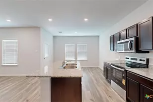 370 Dobson Dr, Killeen, TX 76549 - Photo 11