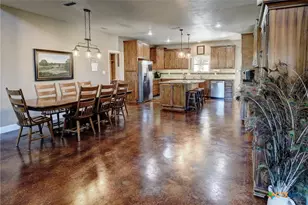 321 Co Rd 351A, Shiner, TX 77984 - Photo 7