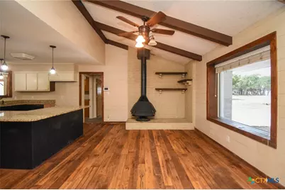 197 Live Oak Drive, Inez, TX 77968 - Photo 5