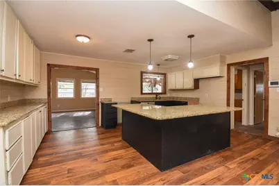 197 Live Oak Drive, Inez, TX 77968 - Photo 7