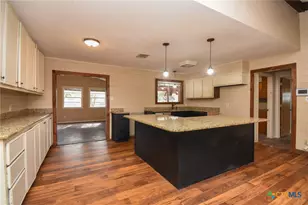 197 Live Oak Dr, Inez, TX 77968 - Photo 7